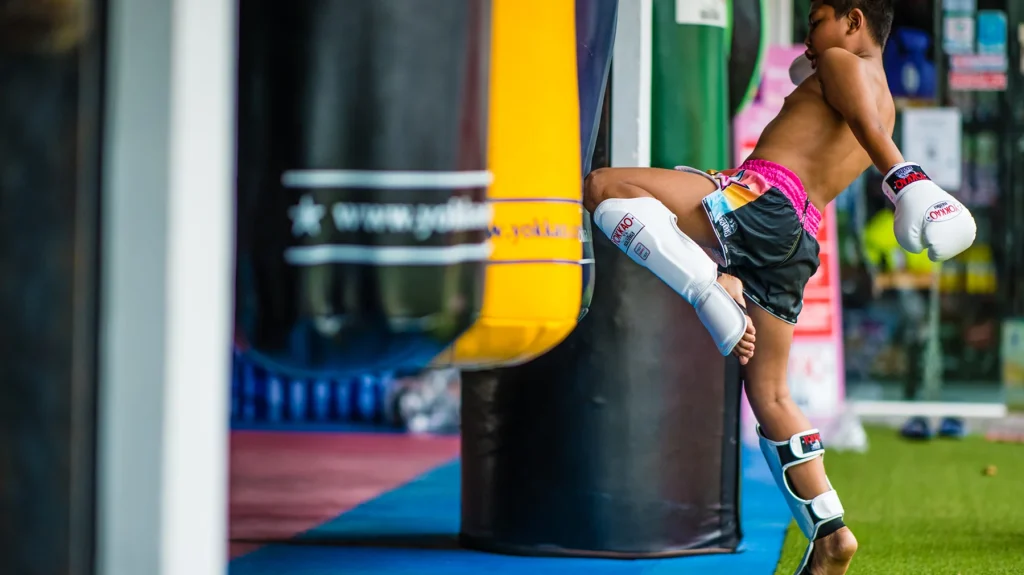 muay_thai_training_for_kids muay_thai_training_for_kids